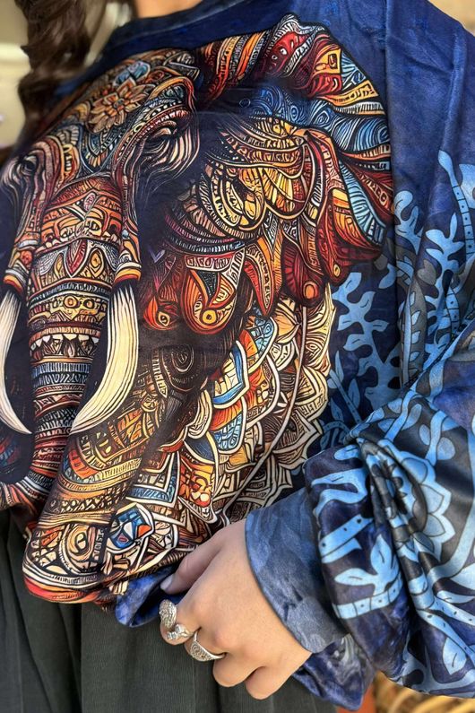 Lomi Mandala Stretch Velour Sweatshirt Navy